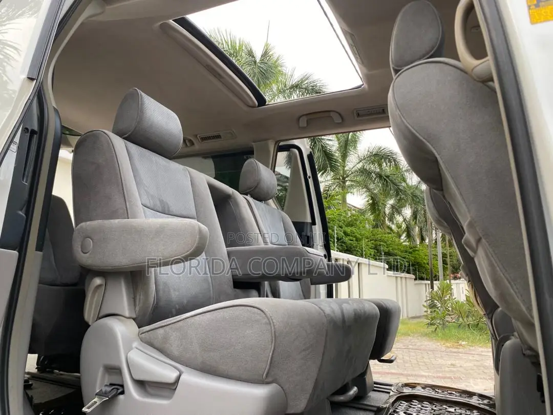 Toyota Alphard 2004 White