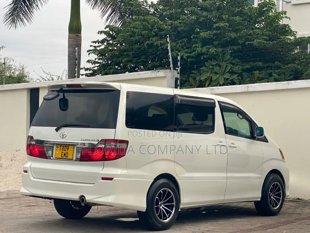 Toyota Alphard 2004 White