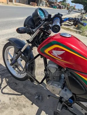 Honda 2025 Red