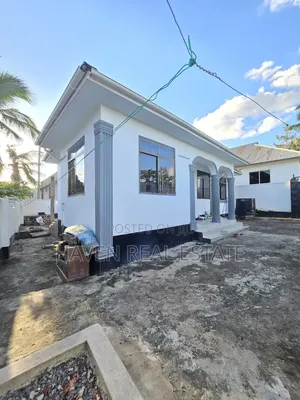 3bdrm House in Goba for sale