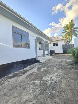 3bdrm House in Goba for sale
