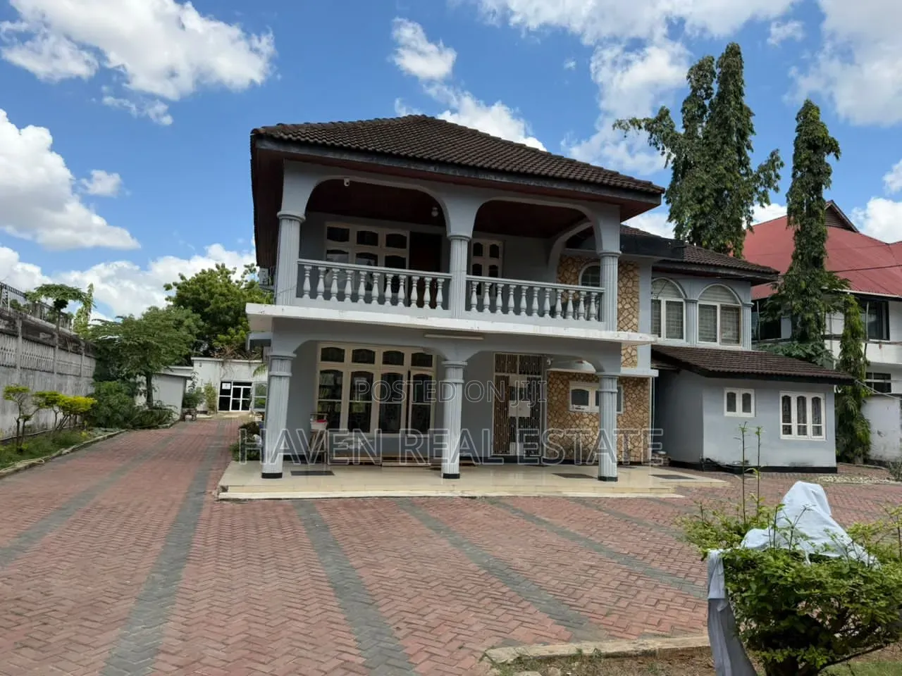 6bdrm House in Mikocheni for rent