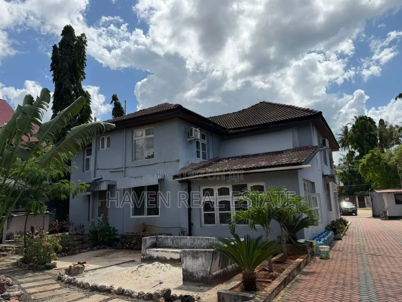 6bdrm House in Mikocheni for rent