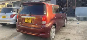 Toyota Corolla Rumion 2007 Red