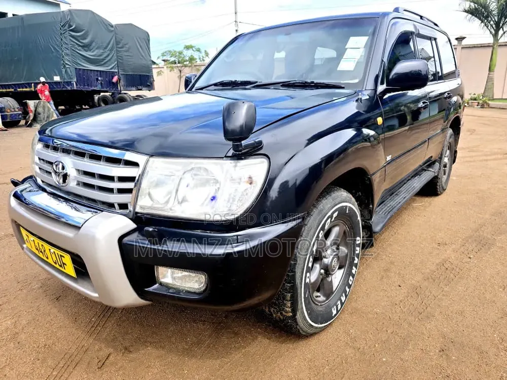 Toyota Land Cruiser 2003 Black