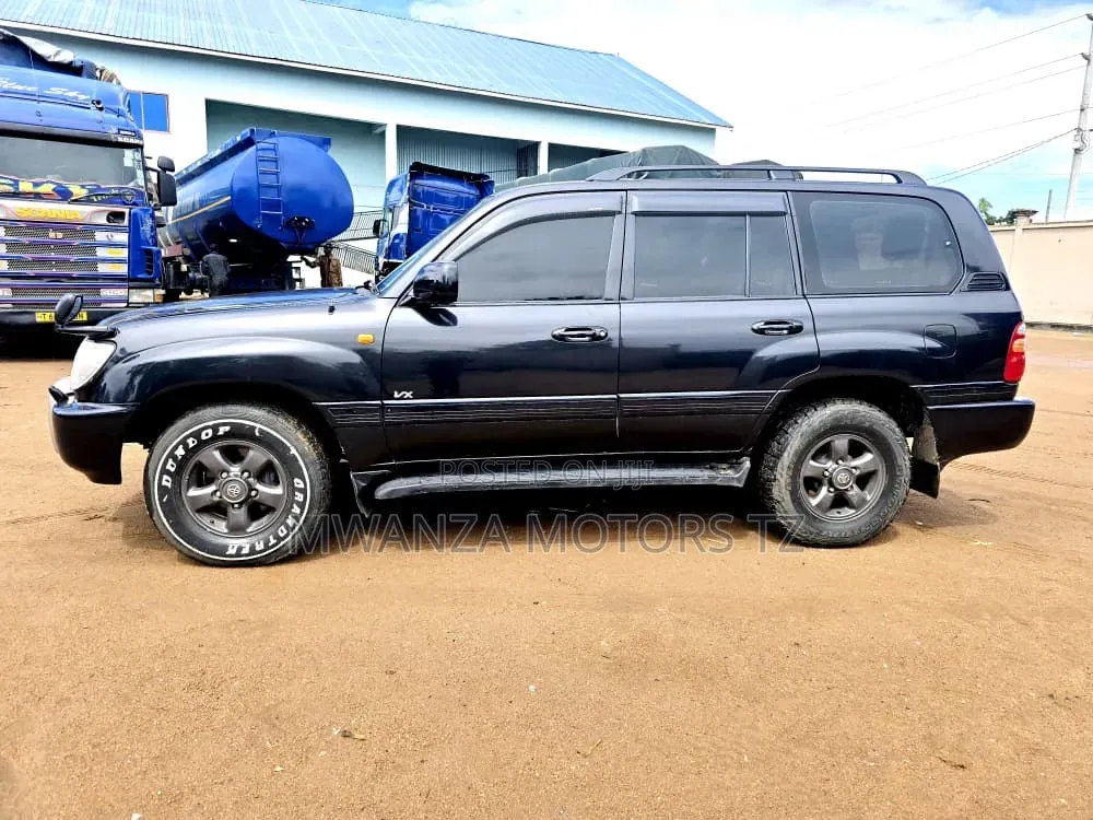 Toyota Land Cruiser 2003 Black