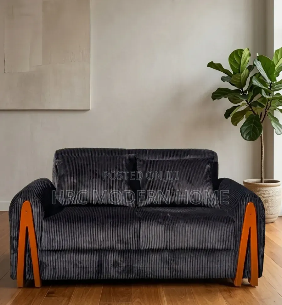 ​Sofa Ya Kisasa (Premium Corduroy) - Mpya Kabisa!