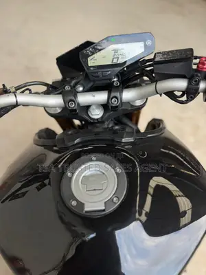Yamaha 2016 Black