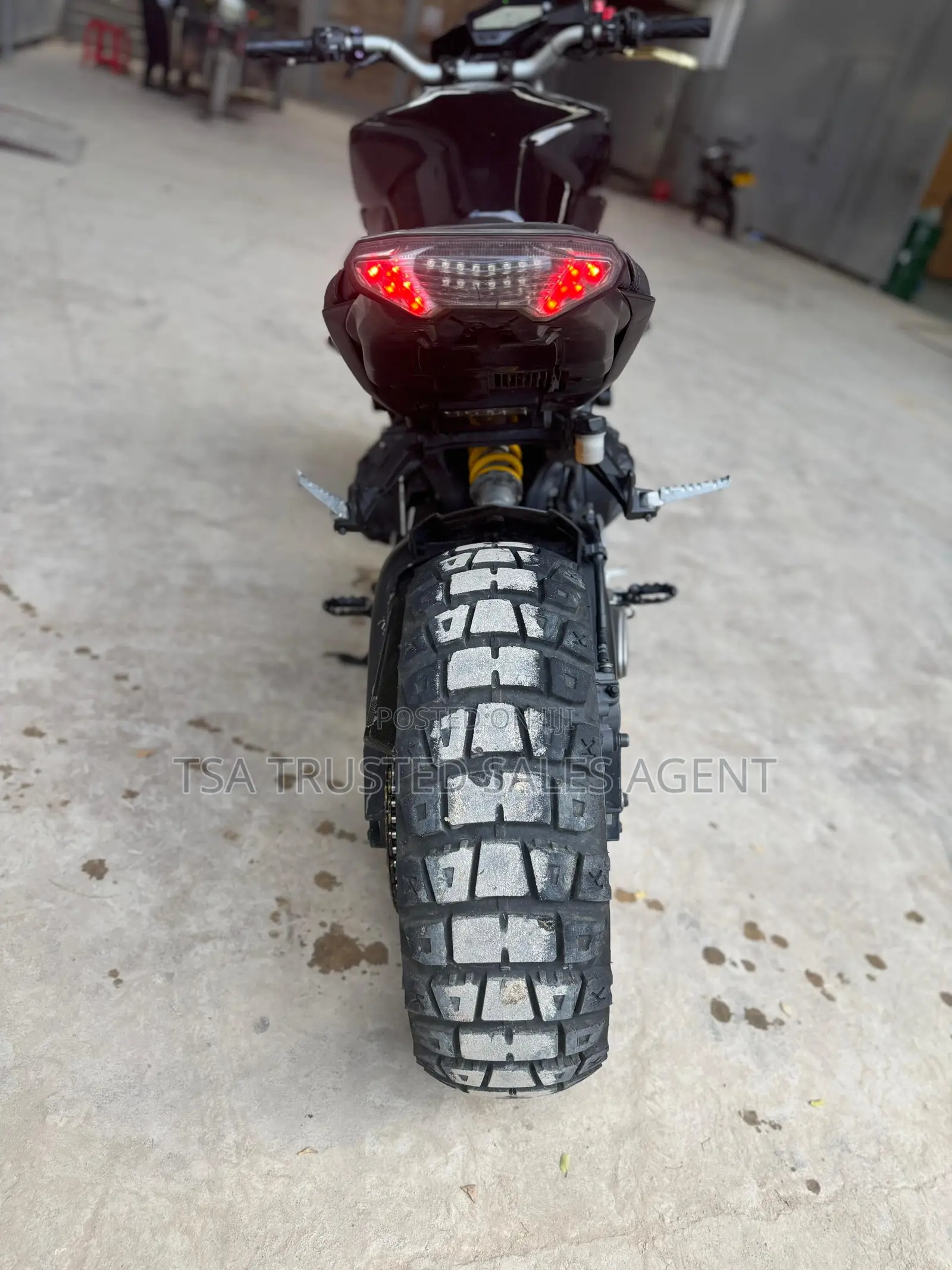 Yamaha 2016 Black