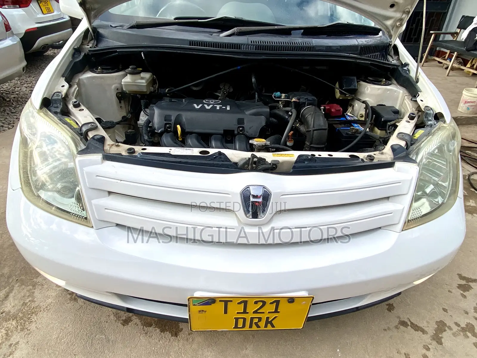Toyota IST 2004 White