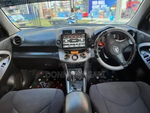 Toyota RAV4 2005 White