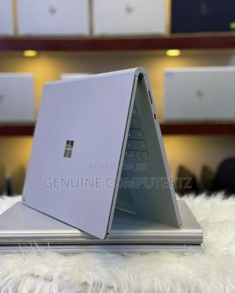 Laptop Microsoft Surface Book 2 16GB Intel Core i7 SSD 1T