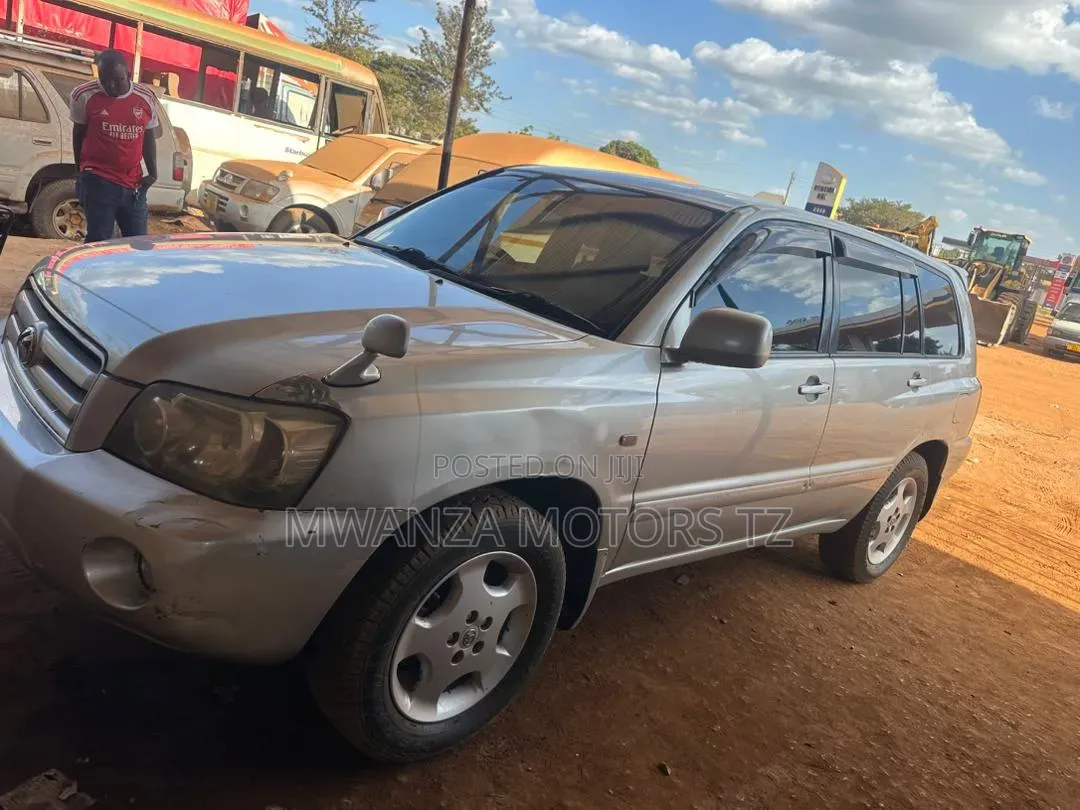 Toyota Kluger 2008 Silver