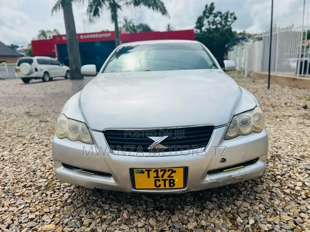 Toyota Mark X 2004 Silver