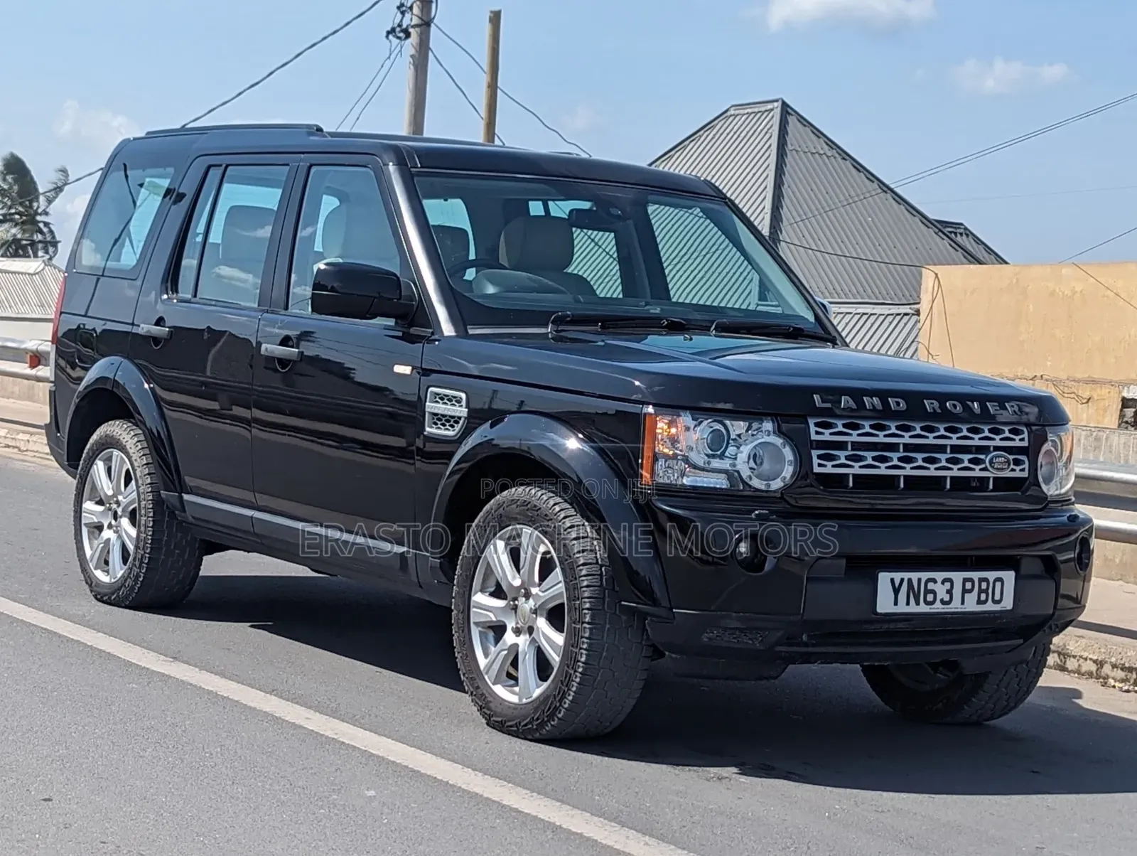 Land Rover Discovery 2015 Black