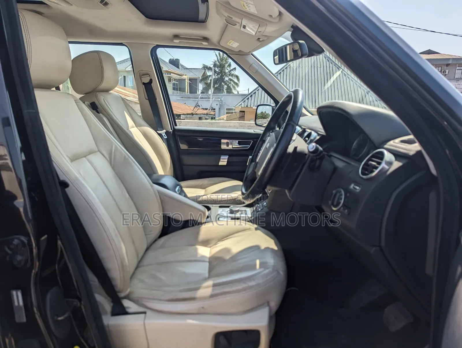 Land Rover Discovery 2015 Black