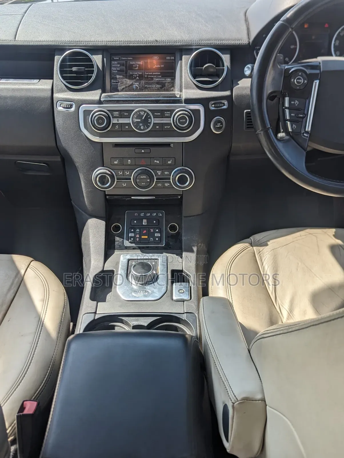 Land Rover Discovery 2015 Black
