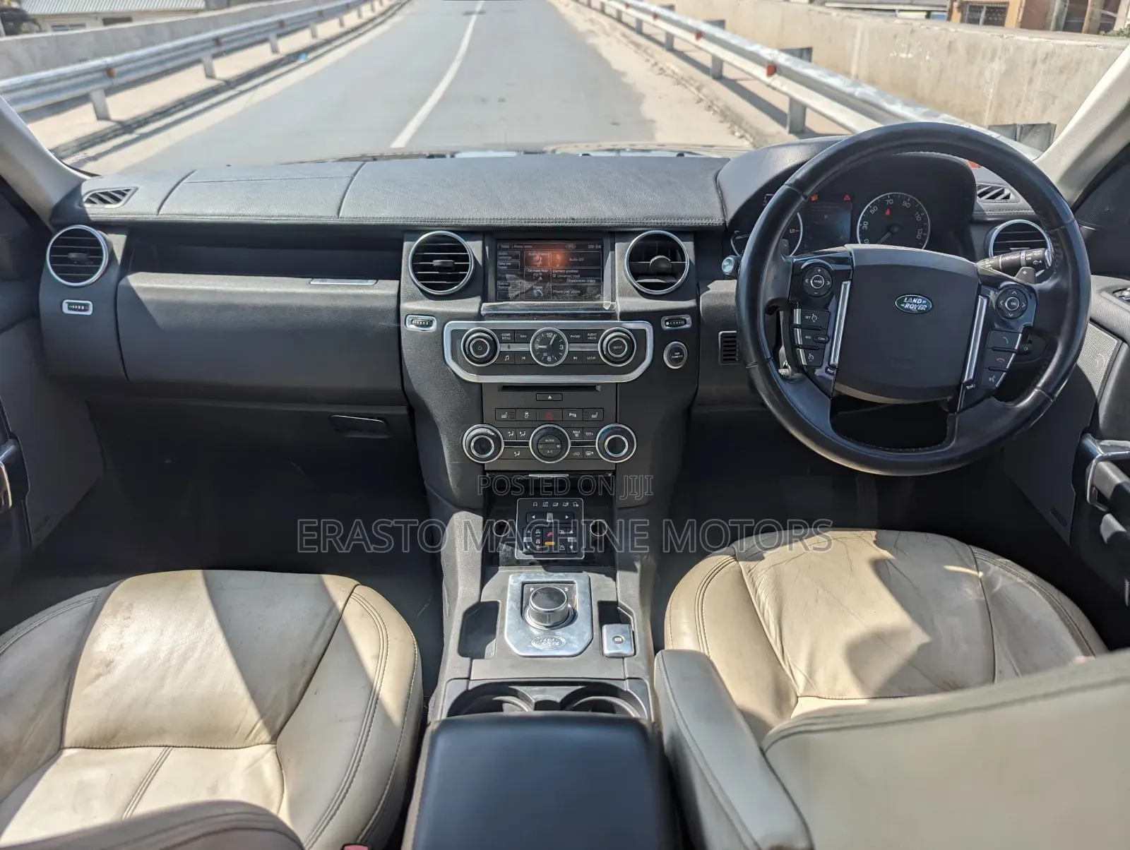 Land Rover Discovery 2015 Black