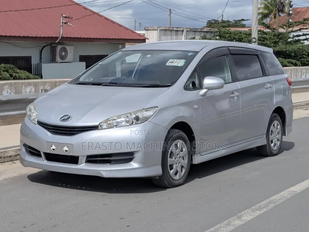 Toyota Wish 2011 Silver