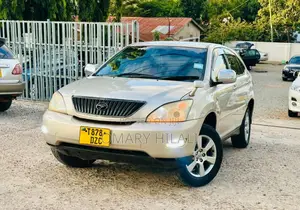 Toyota Harrier 2005 Gold