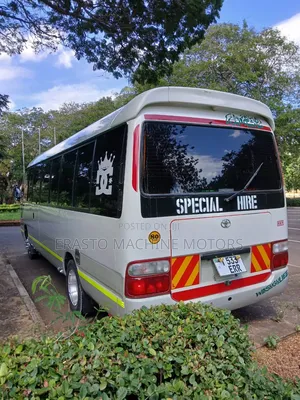 Toyota Coaster 2005