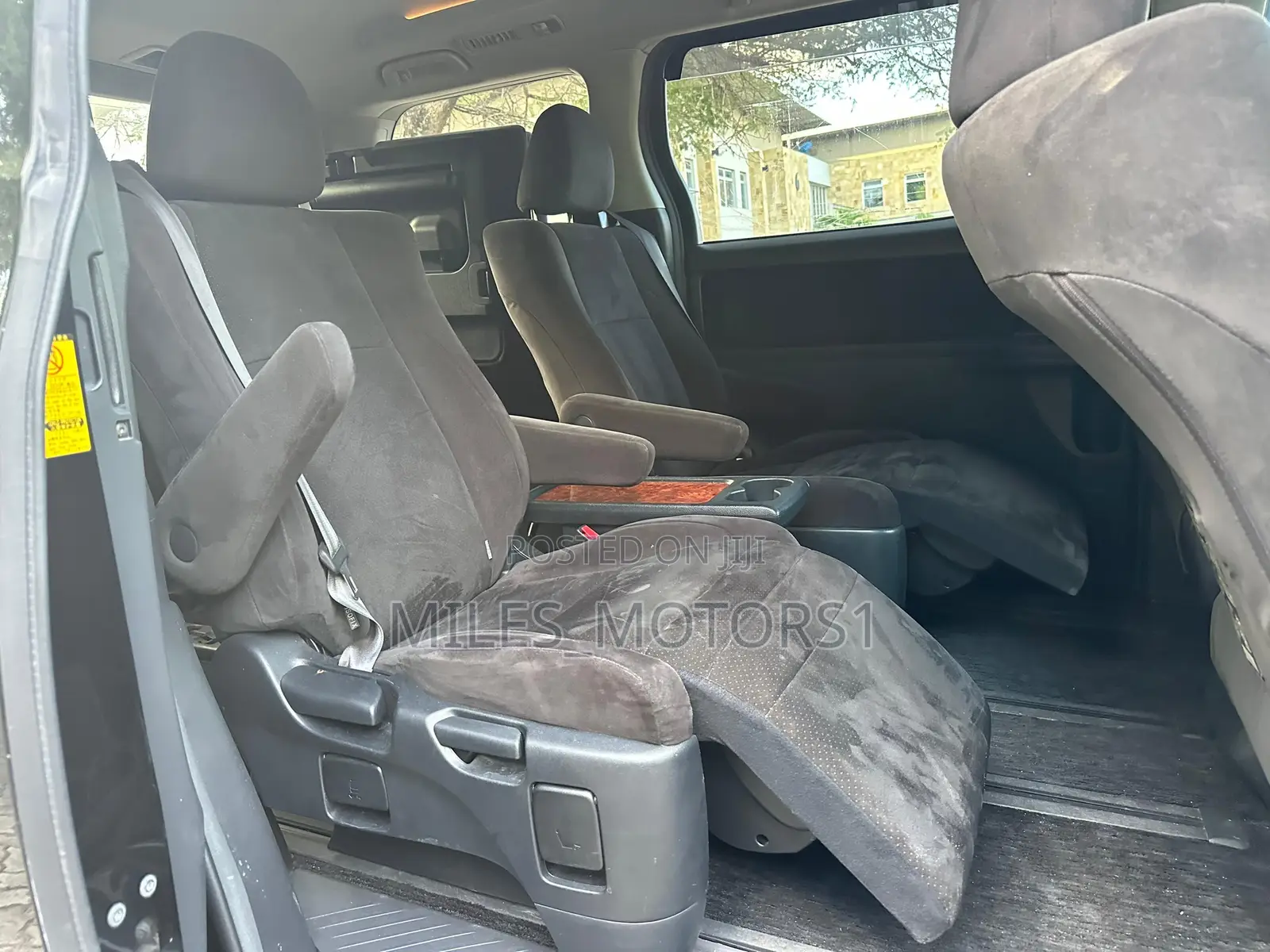 Toyota Vellfire 2010 Black