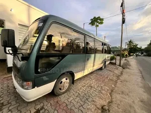 Toyota Coaster 1999 Green