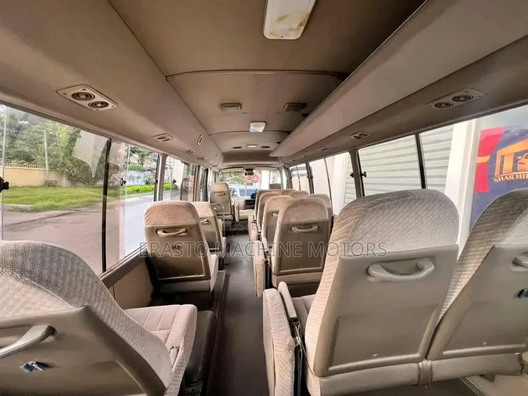 Toyota Coaster 1999 Green