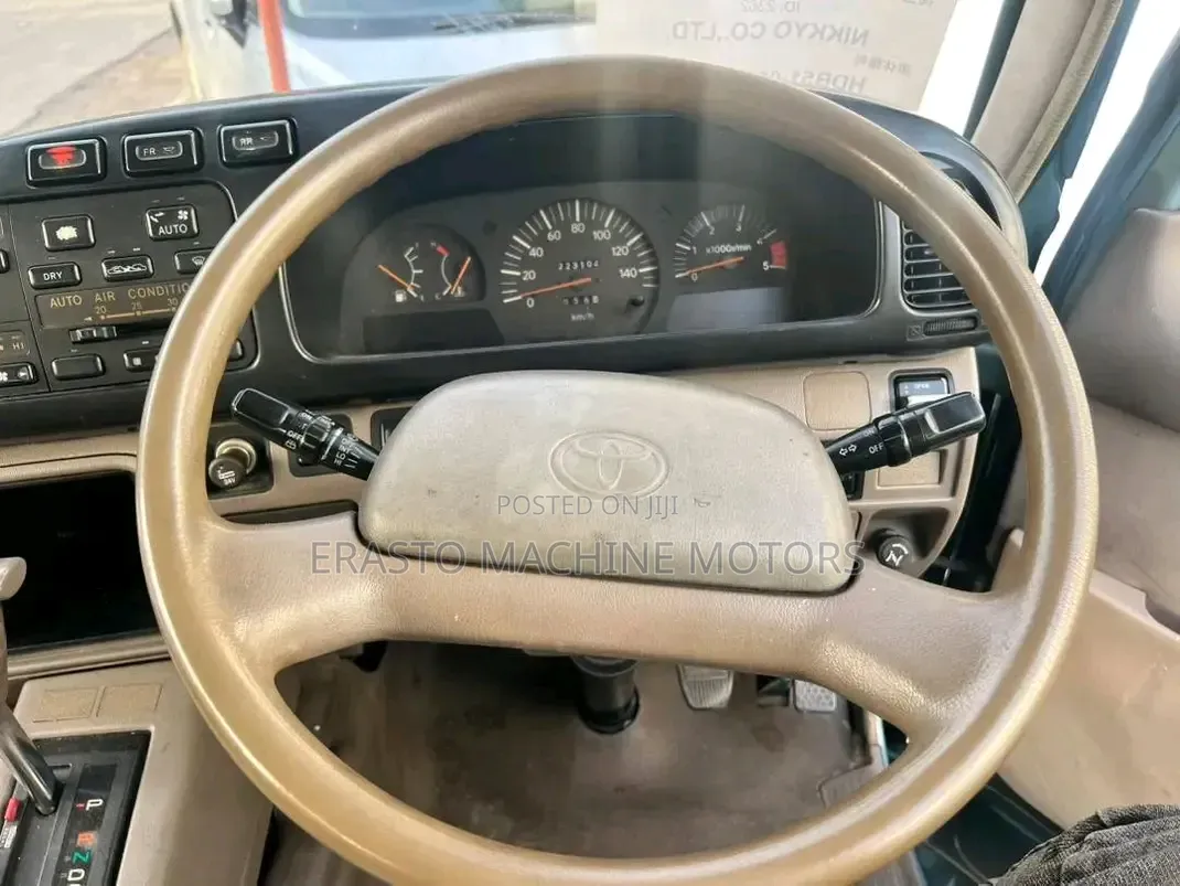 Toyota Coaster 1999 Green