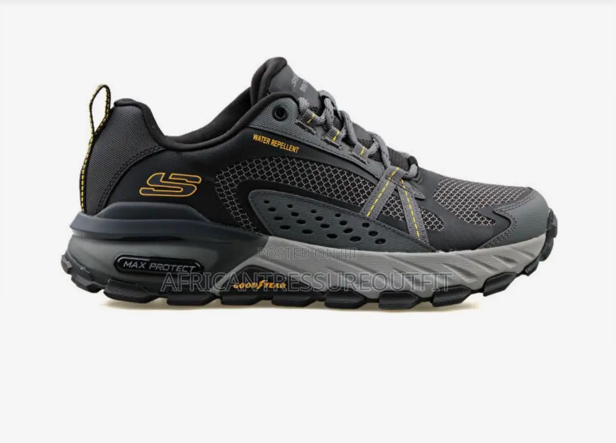 Skechers Men Max Protect Siyah 237303-BKCC Collection