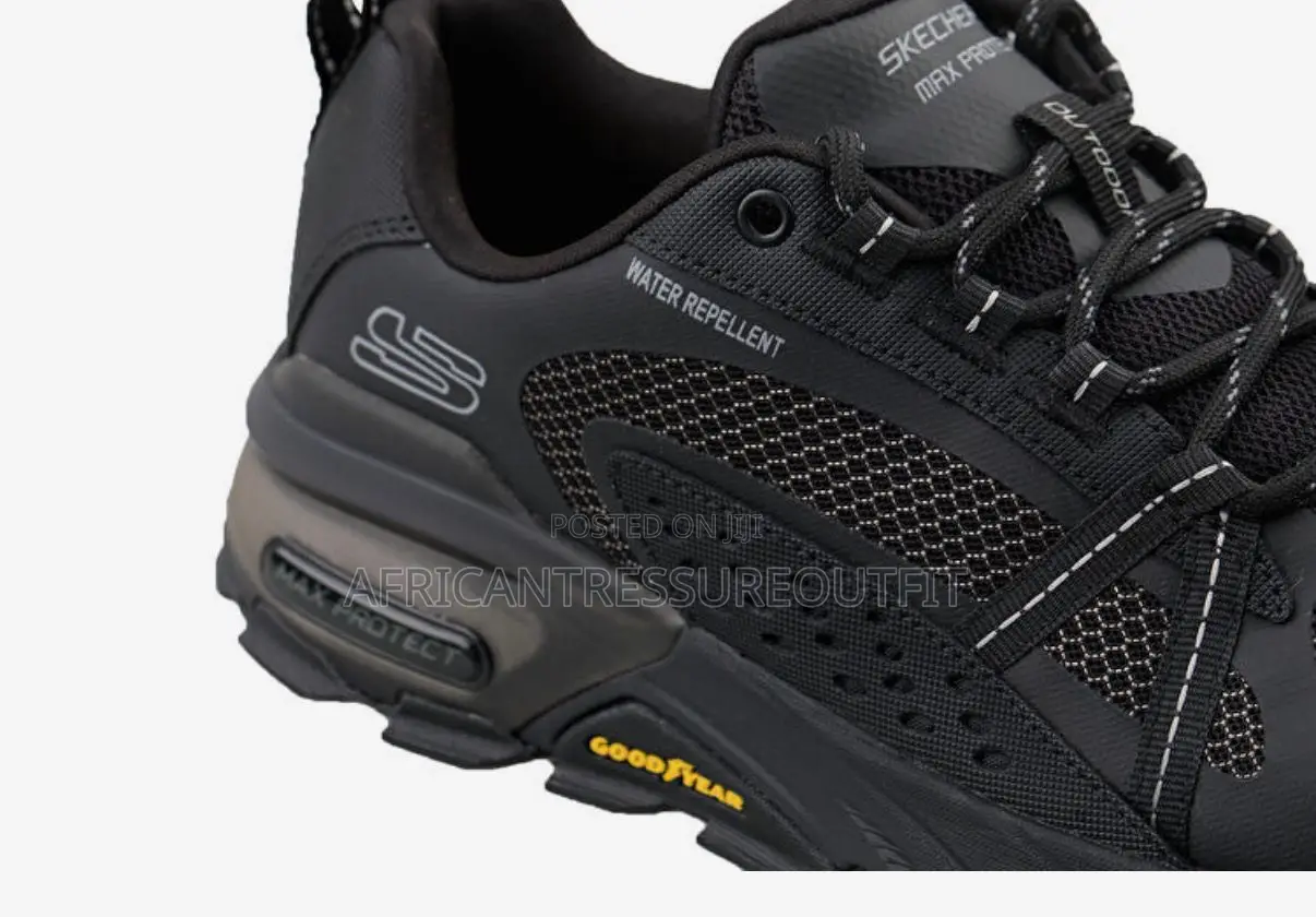 Skechers Men Max Protect Siyah 237303-BKCC Collection