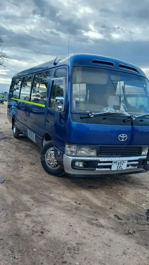 Toyota Coaster 2005 Blue