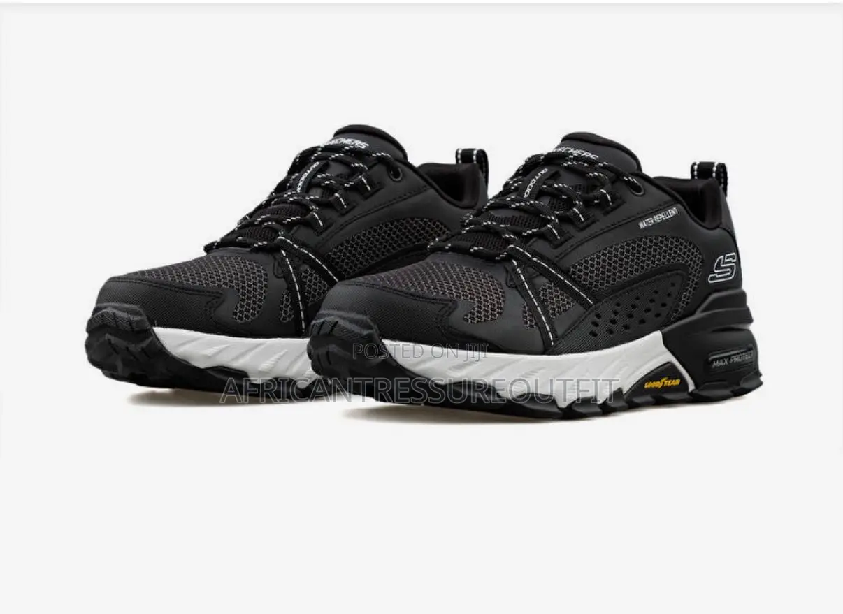 Skechers Men Max Protect Siyah 237303-BKCC Collection