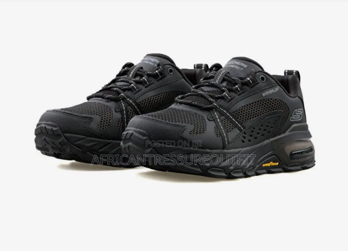 Skechers Men Max Protect Siyah 237303-BKCC Collection