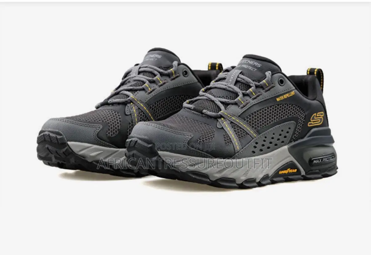 Skechers Men Max Protect Siyah 237303-BKCC Collection