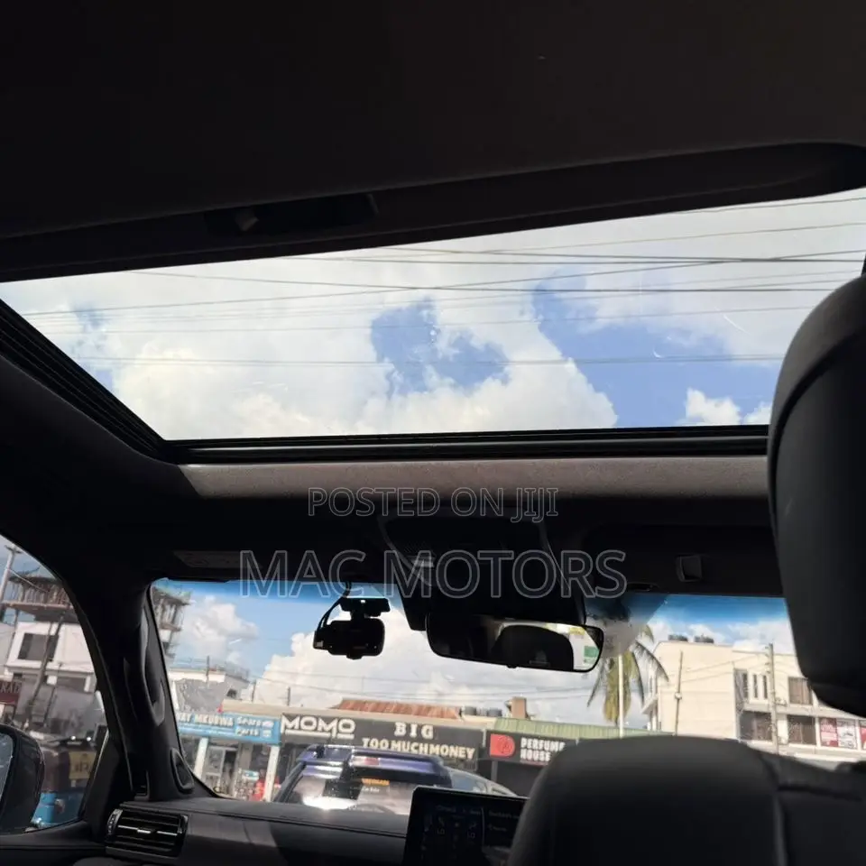 Toyota Land Cruiser LC300 2023 Black