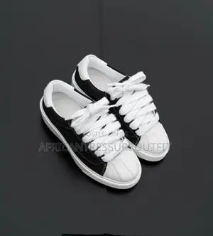 Numeris Eclipse Jet Sneakers Collection
