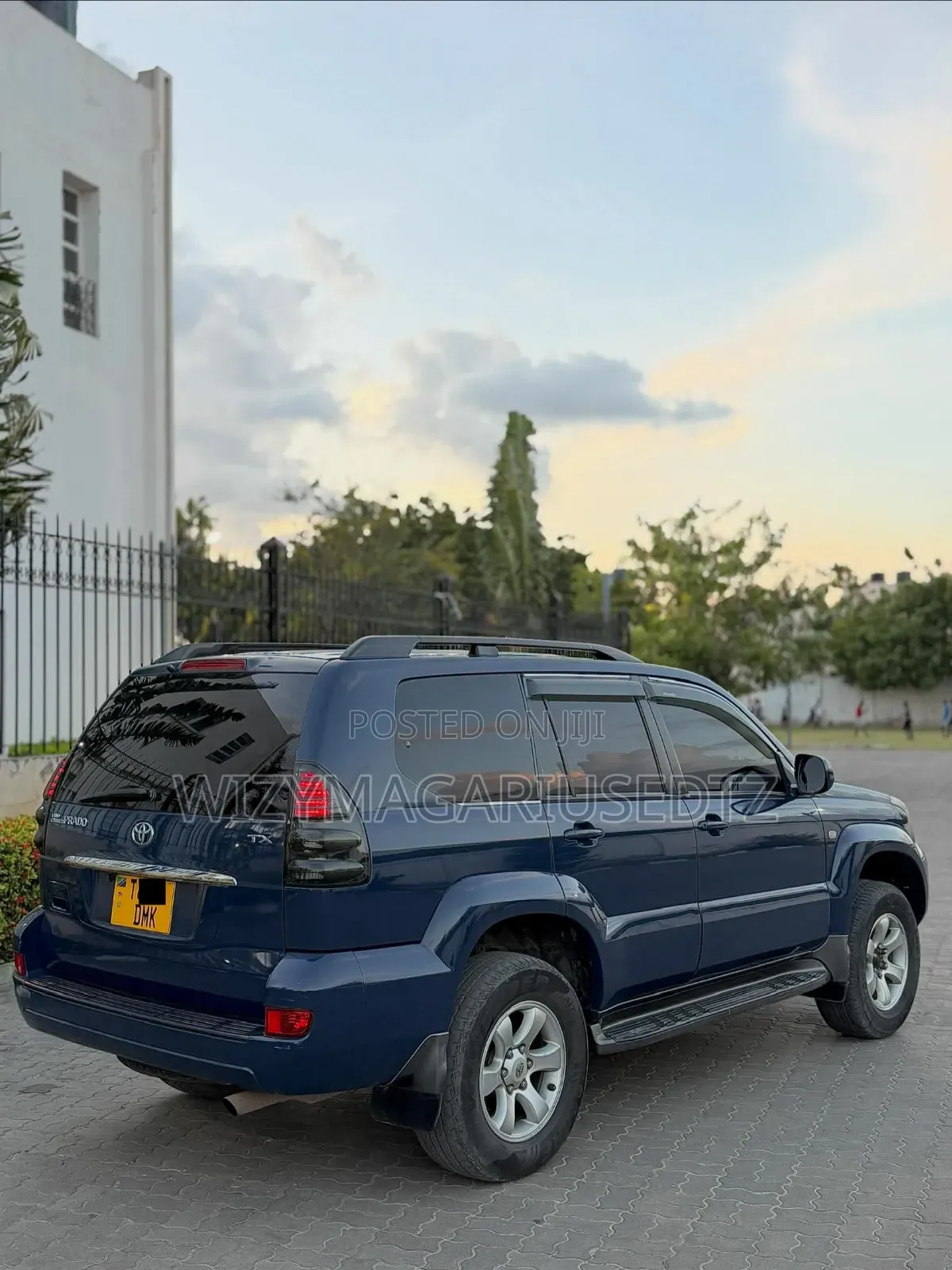 Toyota Land Cruiser Prado 2006 Blue