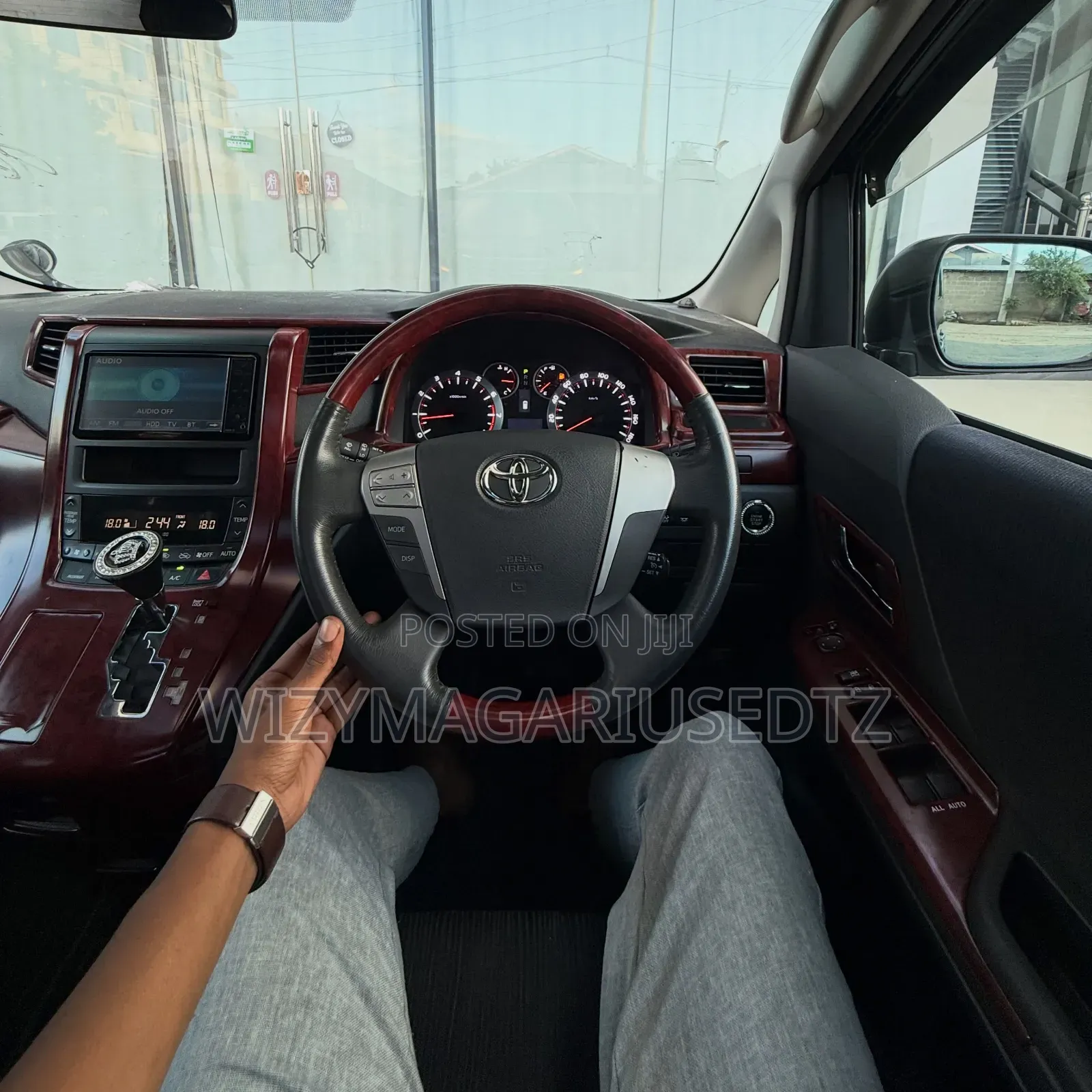 Toyota Vellfire 2008 Brown
