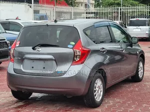 Nissan Note 2008 Gray