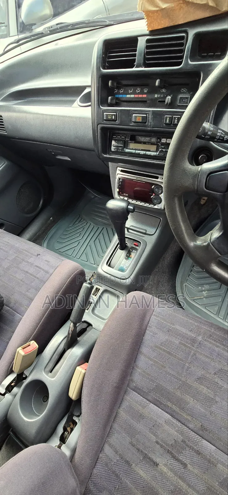 Toyota RAV4 Base FWD 1999 Silver