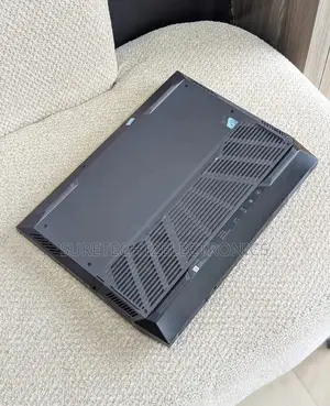 Laptop Dell G15 5535 16GB Intel Core i7 SSD 512GB