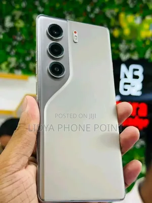 New Tecno Camon 40 Pro 5G 256 GB Black