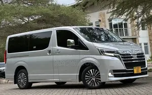 Toyota Quantum 2019 Silver
