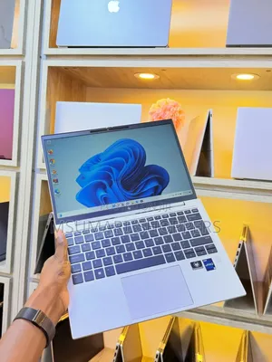 Laptop HP EliteBook 830 G9 16GB Intel Core i5 SSD 256GB