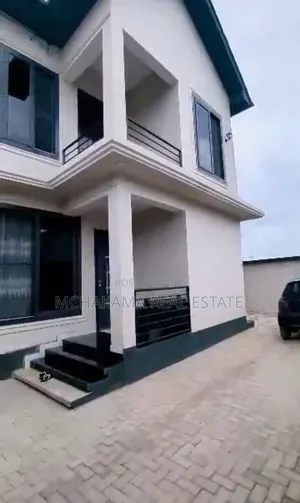 3bdrm Block of Flats in Mchakama Real, Mbweni for sale