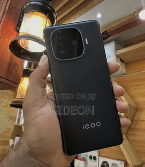 Vivo iQOO Z9 Turbo 256 GB Black