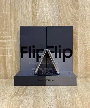 New Samsung Galaxy Z Flip4 256 GB Gray