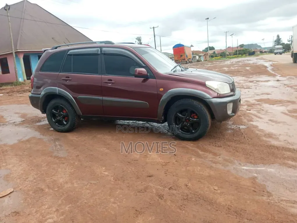 Toyota RAV4 Automatic 2003 Red