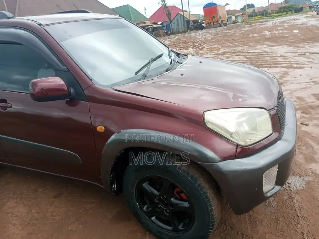 Toyota RAV4 Automatic 2003 Red
